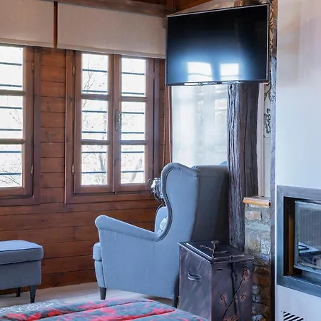 Konukevi Ourania 4*