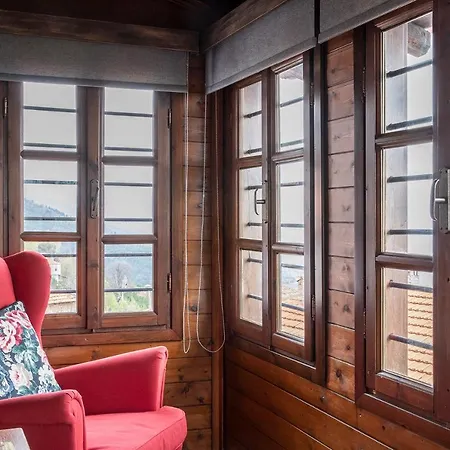 Ourania 4* Palaios Panteleimonas